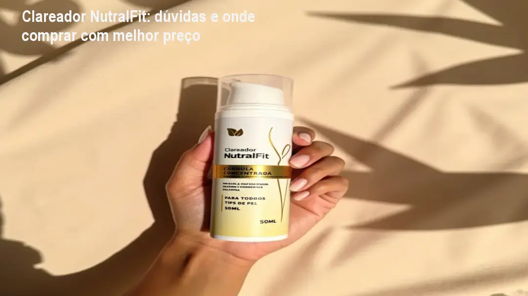 Mulher aplicando Clareador NutralFit nas axilas para clarear manchas