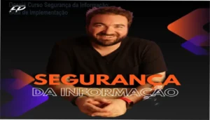 Profissional de tecnologia estudando o Curso Online Segurança da Informação de Felipe Palhares para implementar LGPD
