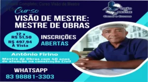 Profissional da construção civil estudando o conteúdo do curso Visão de Mestre em um tablet