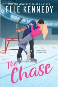 Capa do ebook The Chase de Elle Kennedy, primeiro livro da série Briar U, romance college hockey