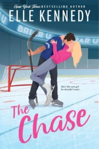 Capa do ebook The Chase de Elle Kennedy, romance de hockey da série Briar U